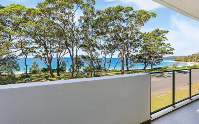 Across from Huskisson Beach Located in the Heart of Huskisson