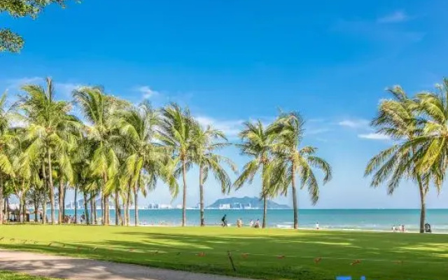 Qinxin Yinyi beach swimming pool villa (Sanya Bay store)