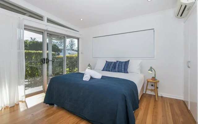 Luxe Waterfront Stay -Tallebudgera Creek