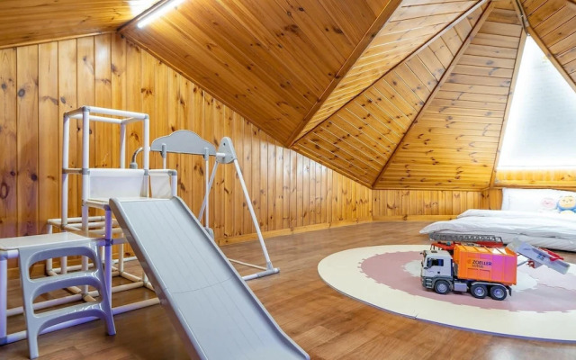 Ganghwa Haimom Family Poolvilla Marine