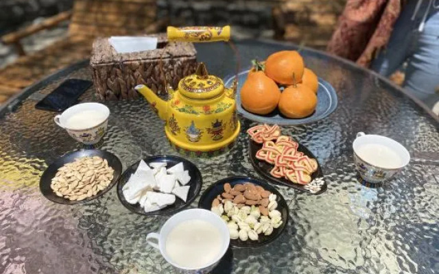 Yading Totem Boutique Inn