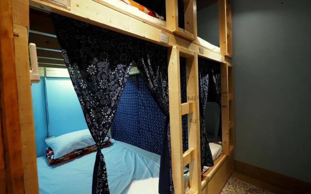 Fuqi Hostel - Heping