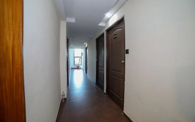 OYO 46286 Hotel Royal Regency