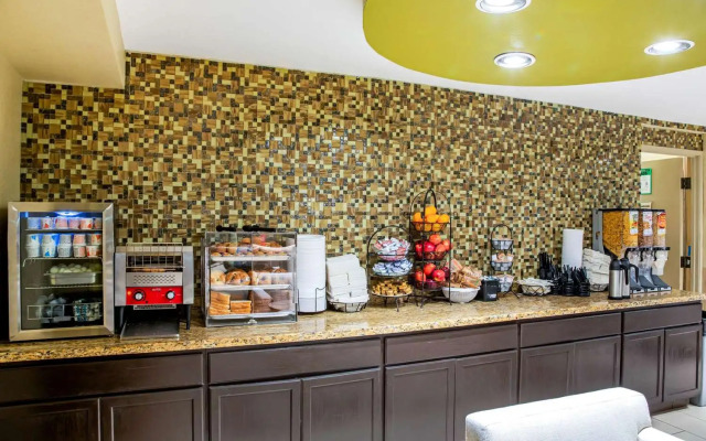 La Quinta Inn Oakland Airport & Coliseum