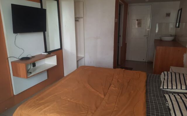 OYO Life 93140 Apartment Grand Sentraland By Fahri