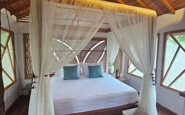 Buru Nature Hotel