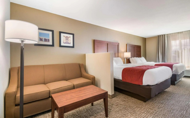 Comfort Inn & Suites Harrisburg - Hershey West