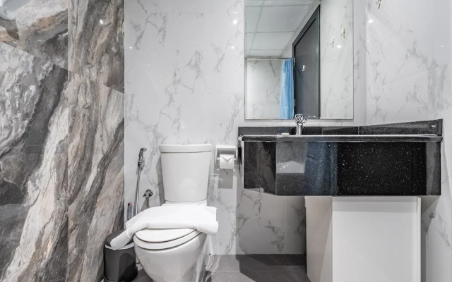 Charming Studio Escape With City View