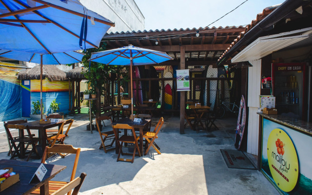 Longboard Paradise Suites