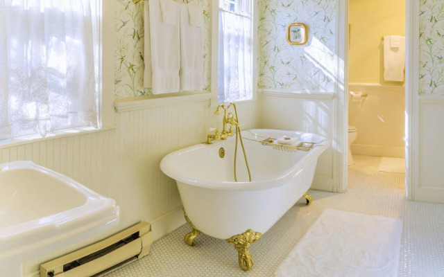 McCall House Boutique Inn