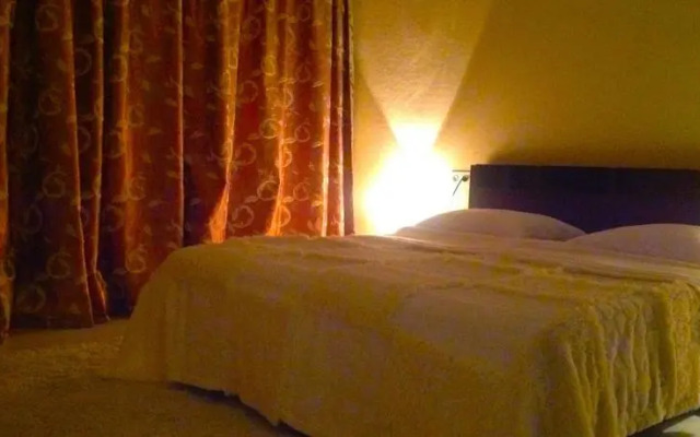 Bread Square Aparmment