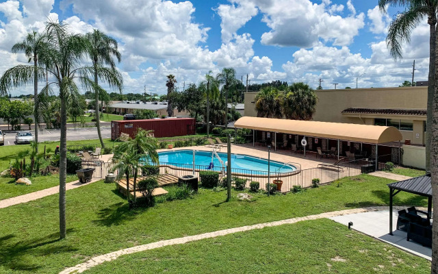 Rodeway Inn Sun City Center