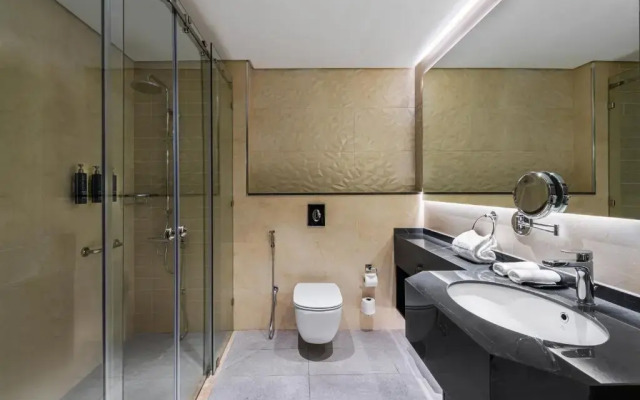 Doubletree By Hilton Amman Hotel & Residences