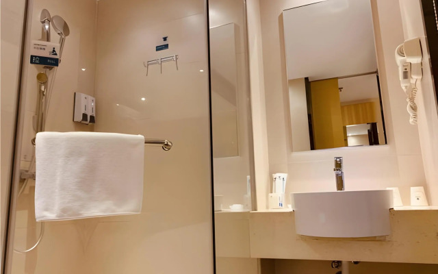 City Comfort Inn Shenzhen Nanshan Hi-Tech Industrial Park Majialong