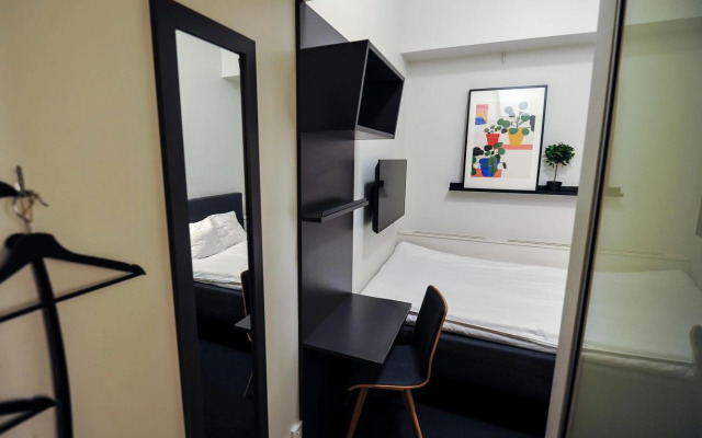 Moment Hotels