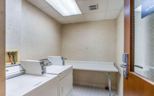 Burrstone Inn, Ascend Hotel Collection