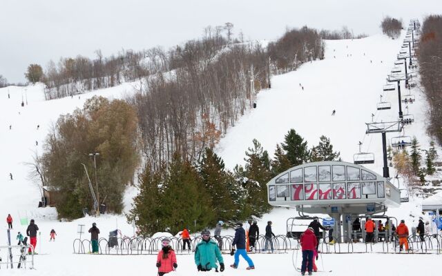 Chateau Ridge Chalets