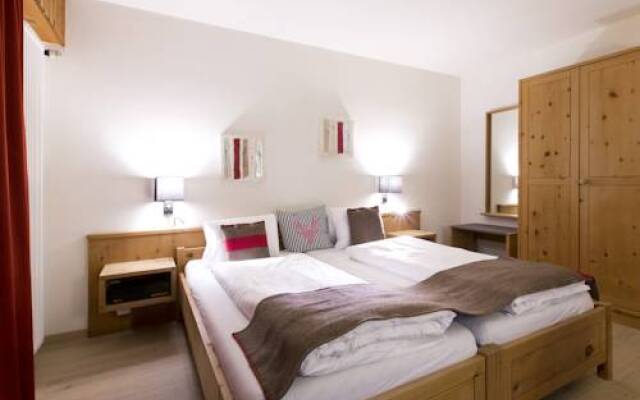 Hotel Crusch Alba Swiss Lodge