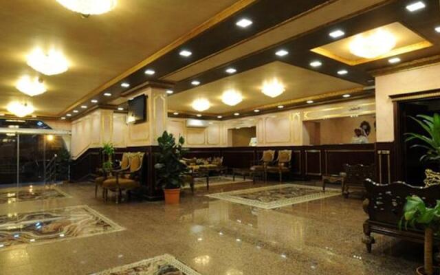 Manar White Palace Hotel