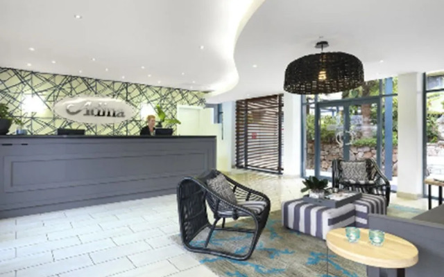 Medina Executive Coogee