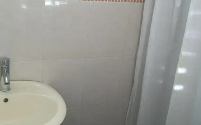 Economy Rooms Jaleo