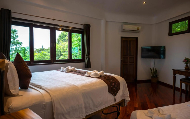 Monkey Flower Villas