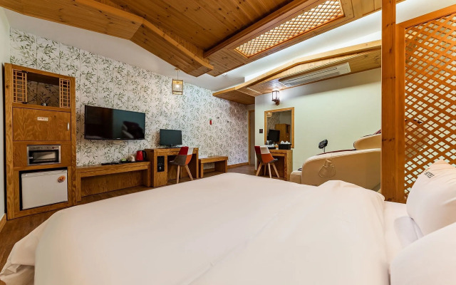 Jeonju Sanjeongdong Terra