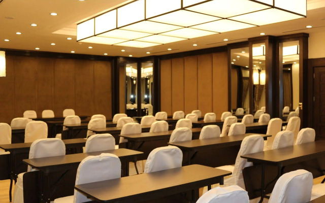 Sarikamis White Park Hotel