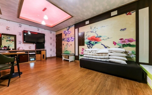 Seocheon Taxi Hotel