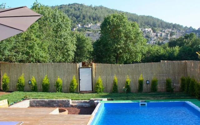 Relish Villalari   (Limited Hours Front Desk  Need To Contact Property In Advance)