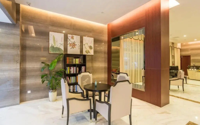 Metropolo Jinjiang Hotels (Xuzhou Railway Station, Suning Plaza, Chudu)