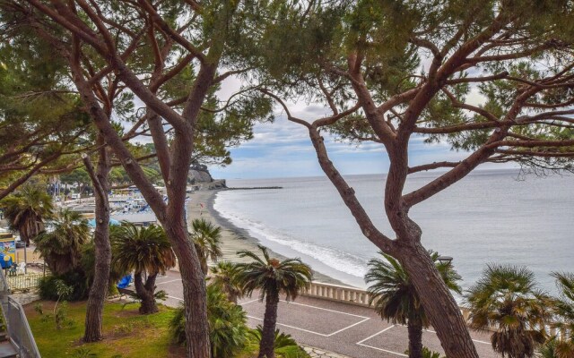 Beautiful Apartment in Celle Ligure With Wifi and 1 Bedrooms