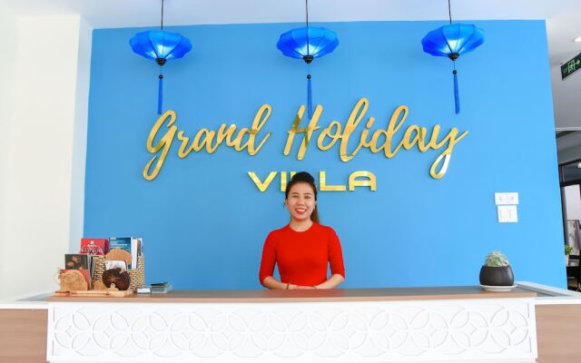 Grand Holiday Villa