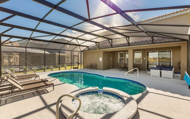 Lake View Villa 6 Bedrooms