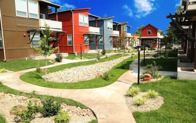 Stunning Garden City Getaway