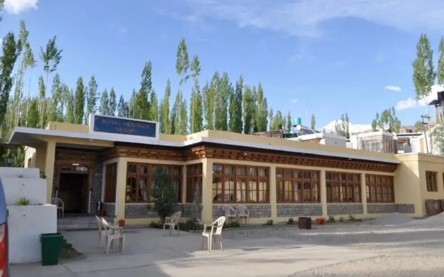 TIH Royal Heritage Resort