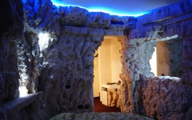 Hotel - Motel Flower