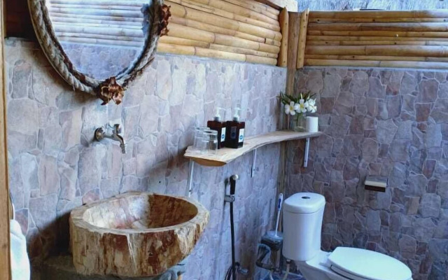 Mario Hotel and Cafe