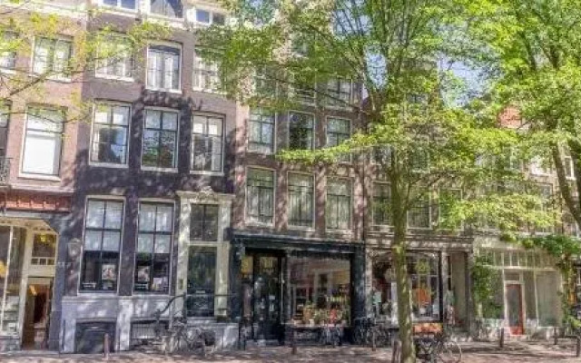 't Hotel