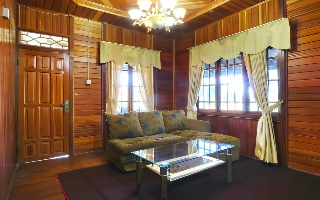 Jatimas Hijau Hotel & Villa