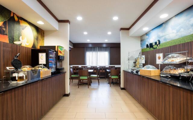 Fairfield Inn and Suites by Marriott Austin South
