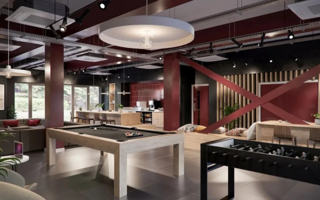 Student Only Exchange Court