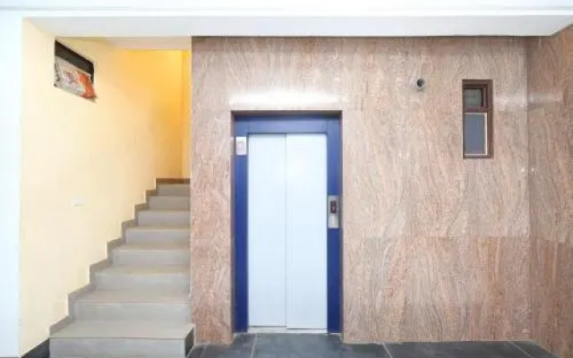 OYO 14823 Skyheights