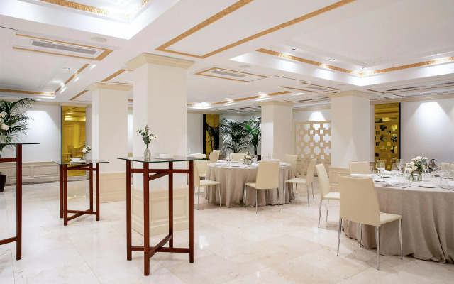 Gran Melia Fenix - The Leading Hotels of the World