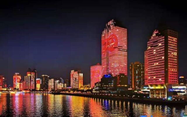 TOP TOURXiangtu·Wanyu (Tianzi Wharf, Beijing Road, Guangzhou)