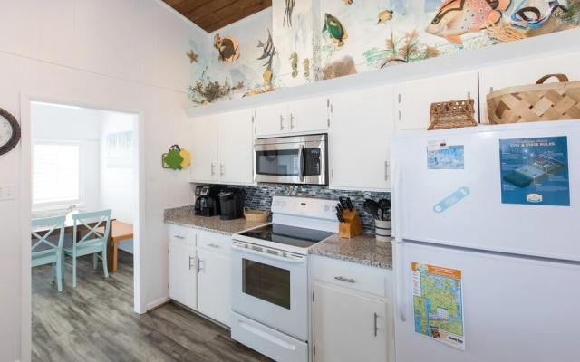 Recovery Room - 6 Br Home