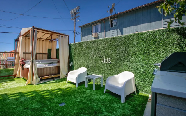 715-717 N El Centro Avenue Townhouse 4 Bedrooms 4.5 Bathrooms Townhous