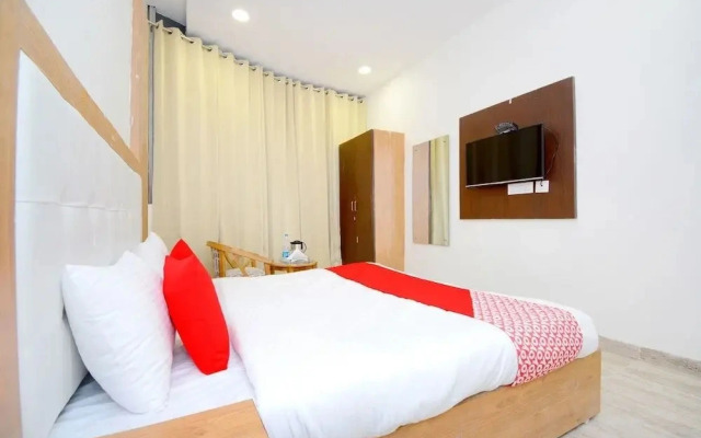 Hotel Lazeeno Classic by OYO