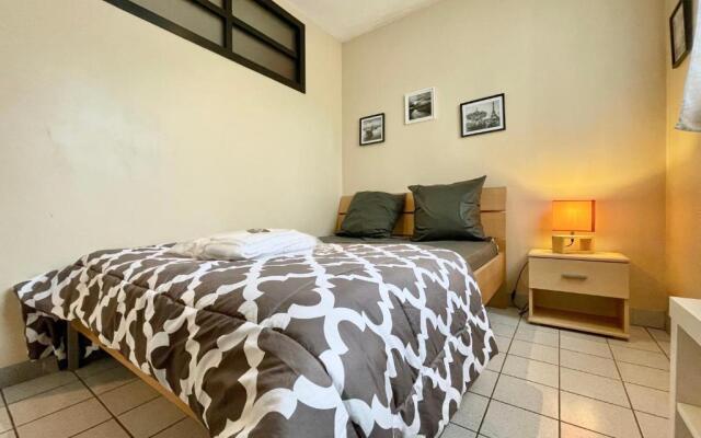 Apartment for 4 person 3min walk to GEMTramGare #C1