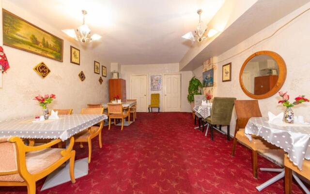 Ista Palace Hotel